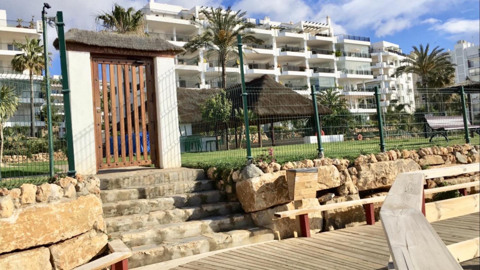 Mi Capricho 170 Beachfront Apartment Sitio de Calahonda Eksteriør billede
